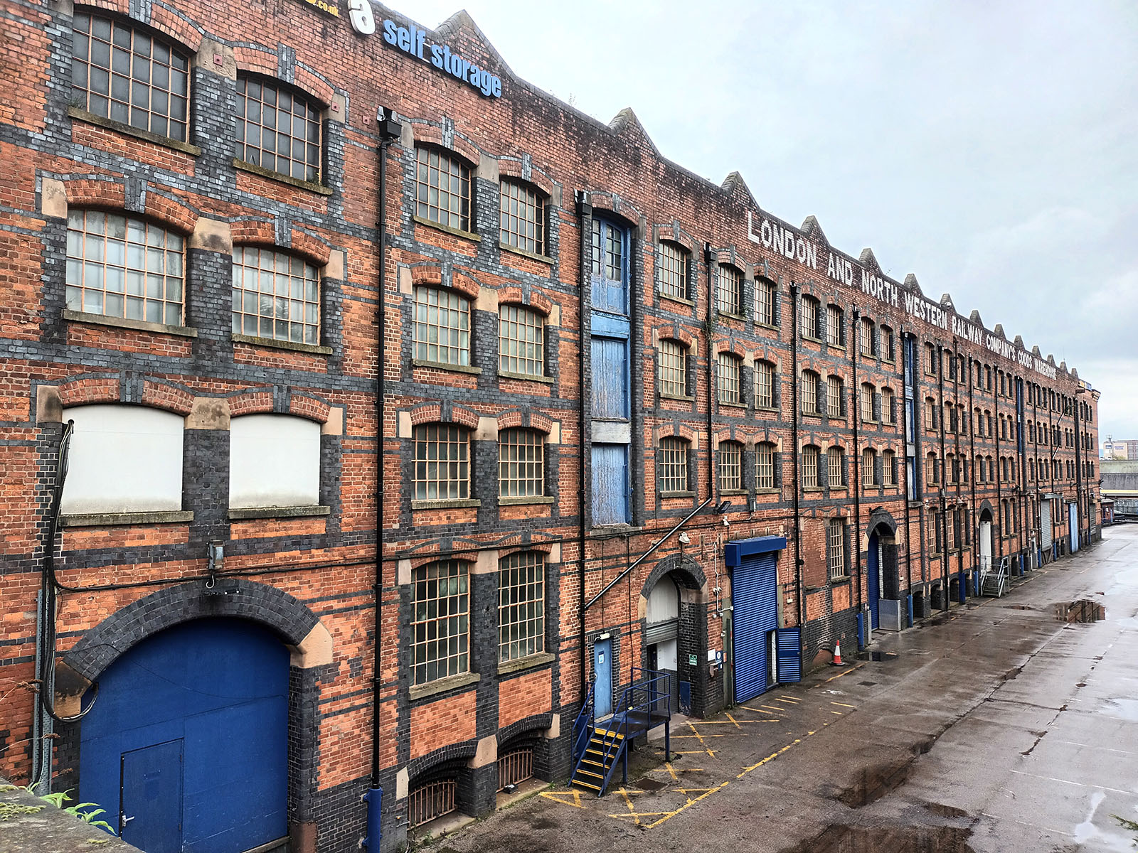 LONDON AND NORTH WESTERN RAILWAY COMPANY'S GOODS WAREHOUSE