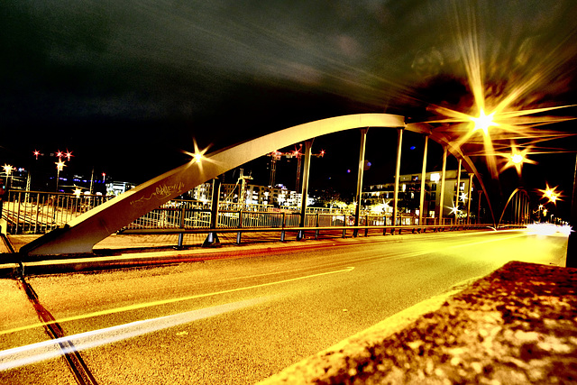 Güterbahnbrücke