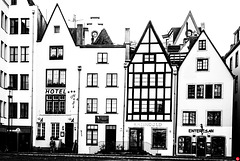 Häuserreihe  Frankenwerft,  Altstadt Nord - Köln