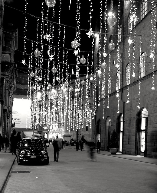 holiday lights and the FIAT 500