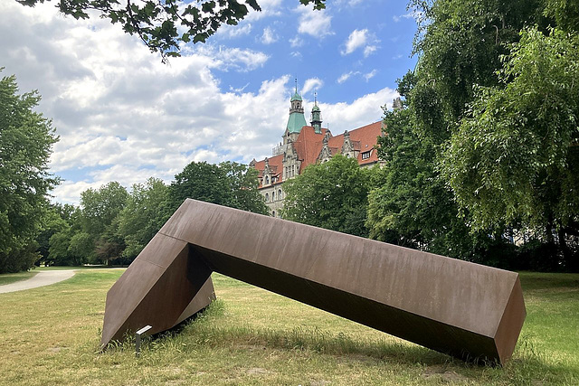 Das Neue Rathaus von hinten