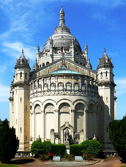FR - Lisieux - Sainte-Thérèse basilica