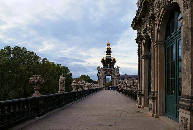 Auf Zwinger