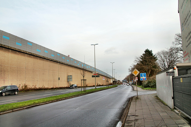 Hoffsche Straße neben der A42 (Duisburg-Beeck) / 8.01.2022