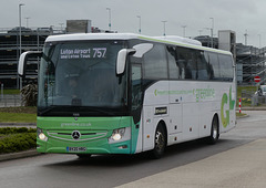 Arriva the Shires 7205 (BV20 HRG) at Luton Airport - 14 Apr 2023 (P1140899)