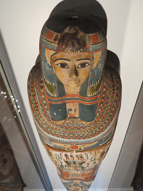 beyond beauty, egyptian art at 2 temple place, london