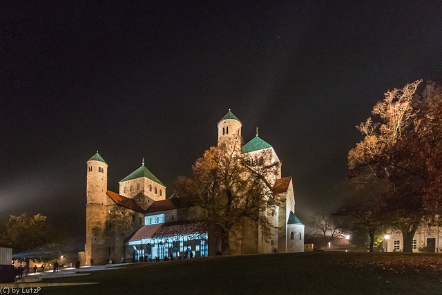 St. Michael of Hildesheim During Light Performance "Lichtungen" (345°)