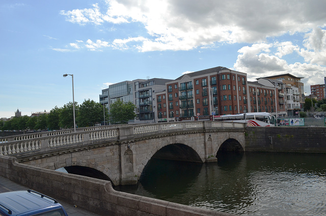 Dublin, Mellows Bridge