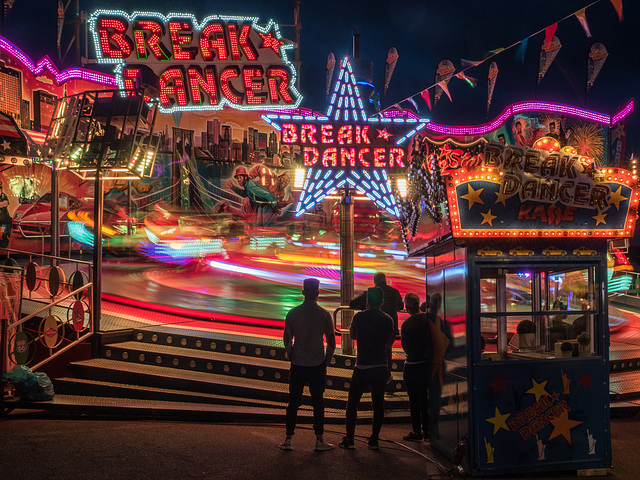 BREAK DANCER