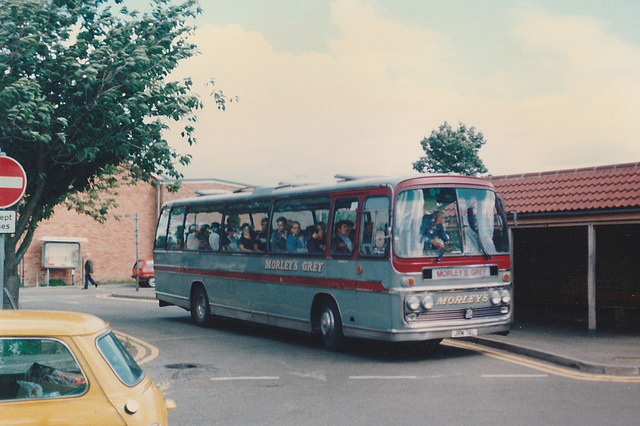 Morley's Grey Coaches JRM 76L at King Street, Mildenhall - 3 Aug 1985