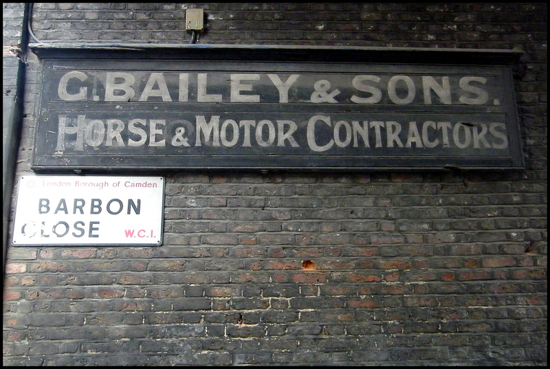 old Bailey sign
