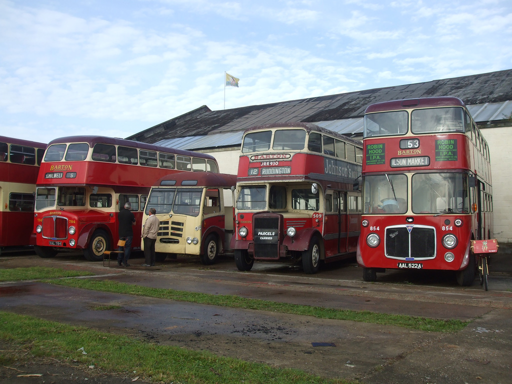 DSCF5344 Barton Transport 784 (XAL 784), a partially built BTS; 509 (JRR 930) and 854 (AAL 522A (854 FNN)) at Chilwell - 25 Sep 2016