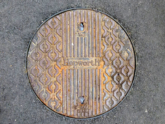 manhole cover in Luss, Schottland