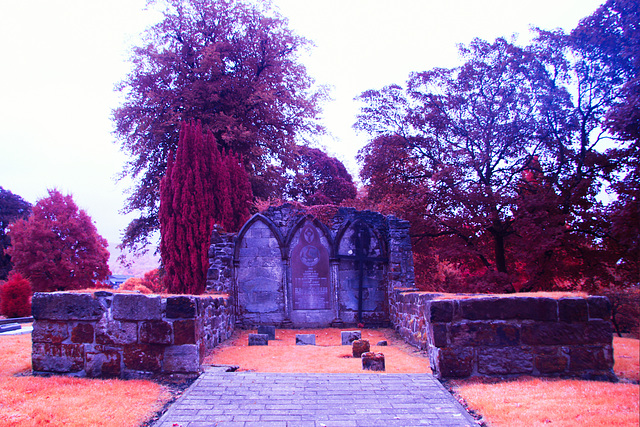 St Serf's Church - IRChrome St Serf's Church - IRChrome