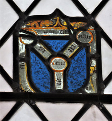 shaftesbury st peter church, dorset, c16 arms of the trinty glass