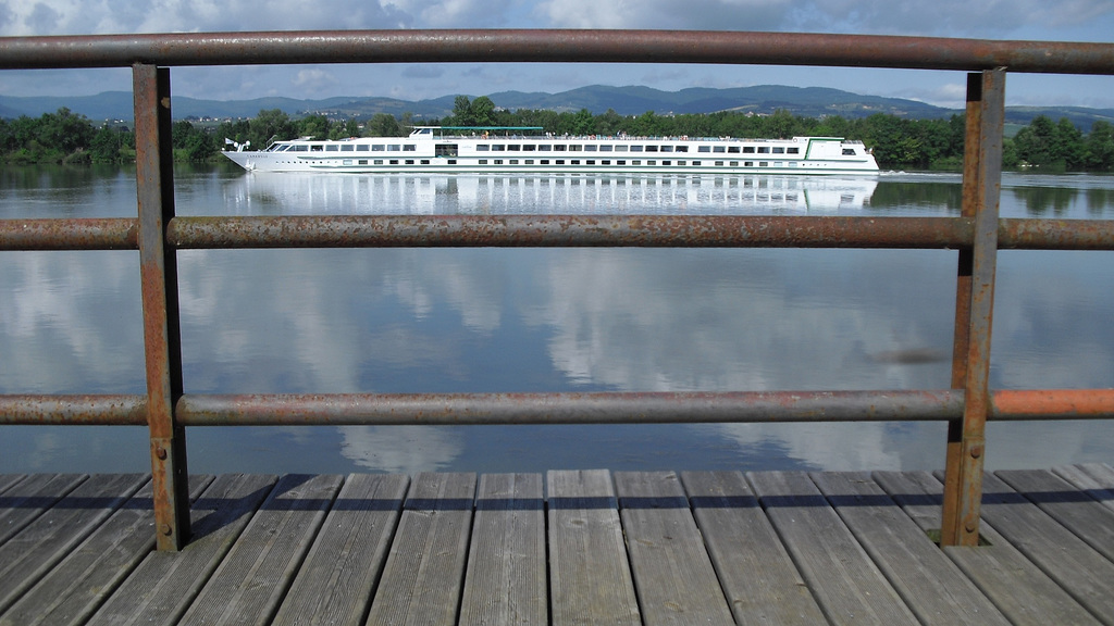 sur la passerelle la Saône