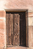 puerta de 1887 en Santa Cruz de Juarros