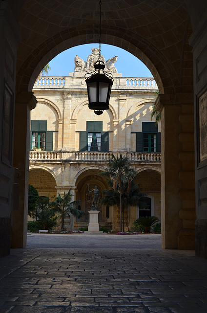 Malta, Valetta, Neptune's Courtyard of Grandmaster's Palace