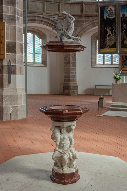 Kirche St. Wolfgang - Schneeberg, Taufbecken