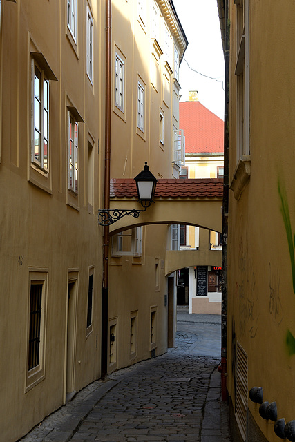 HWW ~ Bratislava street scene