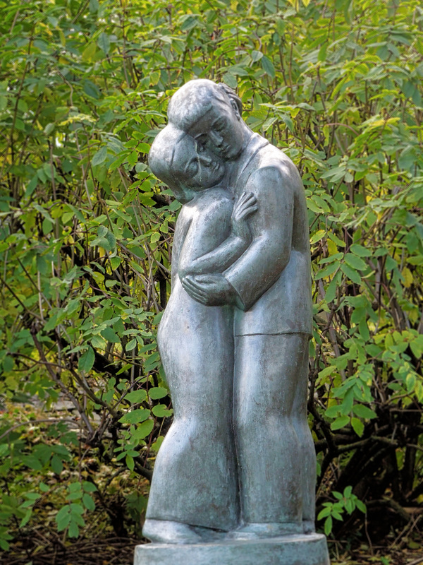 Lad & Lass, Ásmundur Sveinsson, Reykjavik