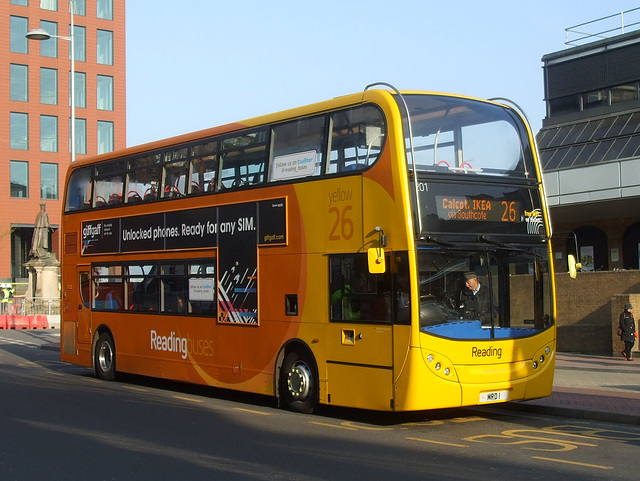 DSCF6810 Reading Buses 201 (MRD 1) - 5 Apr 2017