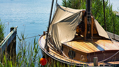 Traditionelles Segelboot am Bodden