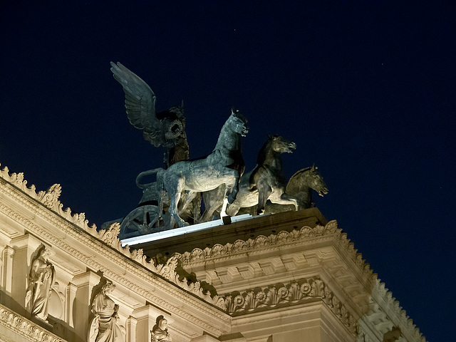 Roman night - One of the two Quadrilles on the Vittoriano (Altar of the Fatherland)