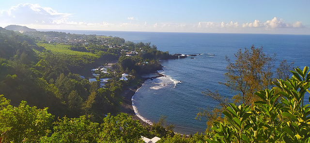 Vue panoramique depuis St Joseph**************Océan Indien***