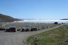 Cimetière Inuit / Inuit cemetery