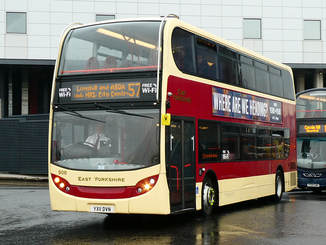 East Yorkshire 906 (YX11 DVN) in Hull - 2 May 2019 (P1010158) East Yorkshire 906 (YX11 DVN) in Hull - 2 May 2019 (P1010158)