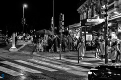 À travers le Paris nocturne