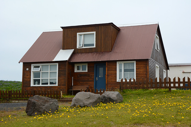 Icelandic Wooden House in Keflavik