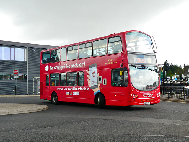 East Yorkshire 761 (YX09 GWF) in Hull - 2 May 2019 (P1010109) East Yorkshire 761 (YX09 GWF) in Hull - 2 May 2019 (P1010109)