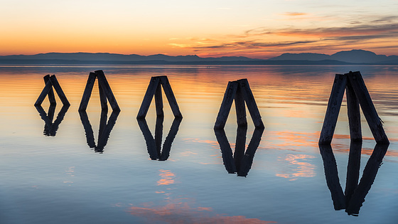 Landing stage bollards