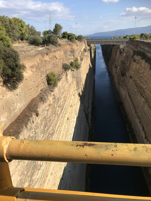 Le canal de Corinthe