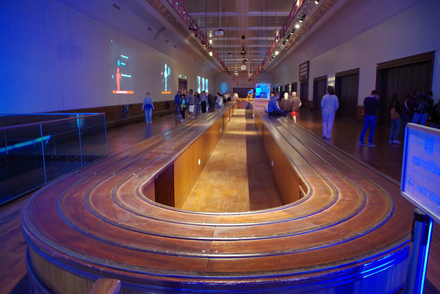 Salle d'embarquement ! Salle d'embarquement !