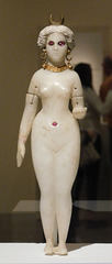 Statuette of a Standing Nude Goddess in the Metropolitan Museum of Art, March 2019