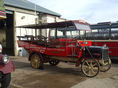 DSCF5385 Barton Transport vintage bus at Chilwell - 25 Sep 2016
