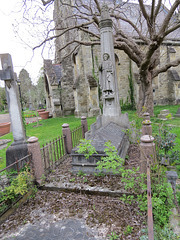 kensington hanwell cemetery, ealing, london