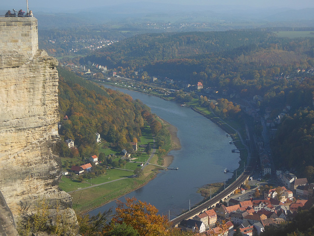 069 Blick vom Königstein ins Elbtal