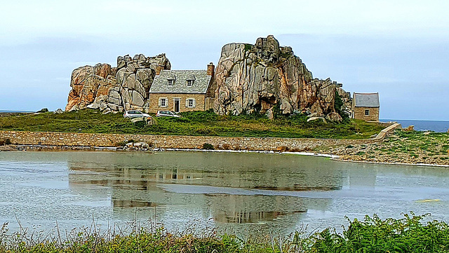 Castel Meur | La Maison du Gouffre