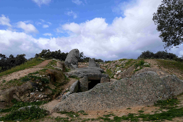 Dolmen del prado de Lácara