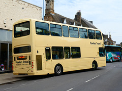 Fenland Busfest at Whittlesey - 15 May 2022 (P1110811)