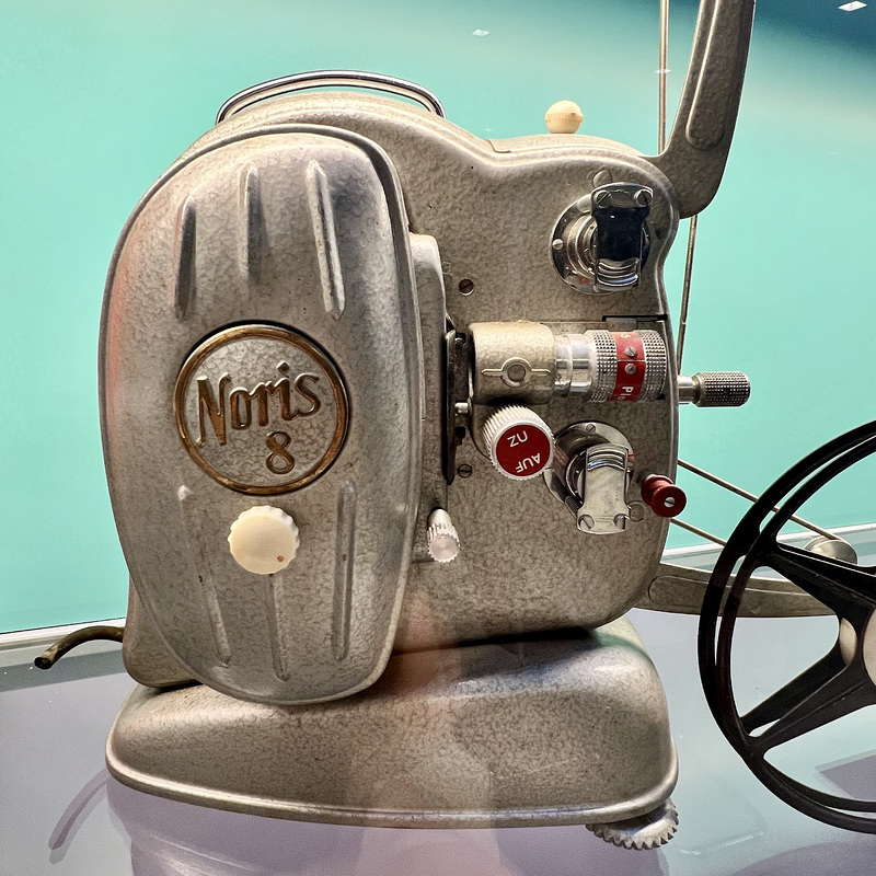 1957 Noris 8 film projector