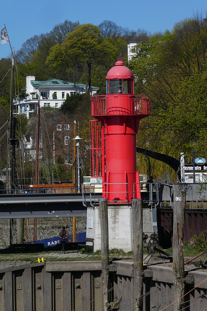 Leuchtturm am Museumshafen Övelgönne