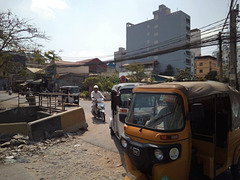 Carrefour Tuk-Tuk ( Cambodge)