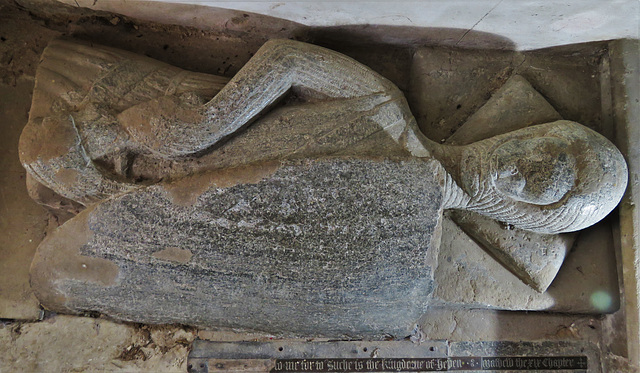 penshurst church, kent (81)late c13 tomb effigy of a knight, probably sir stephen de penchester +1299