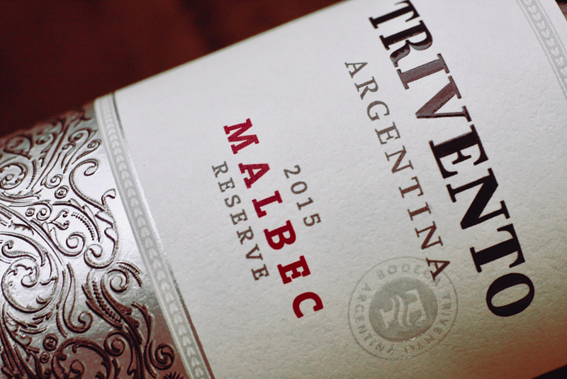 Trivento Argentina - 2015 Malbec Reserve (Label)