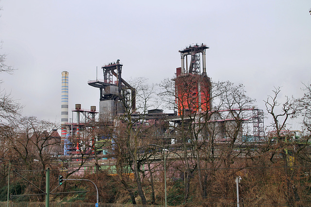 Blick auf die Hochöfen 8 und 9 von ThyssenKrupp Steel (Duisburg-Bruckhausen) / 8.01.2022